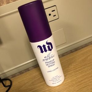 Urban Decay Nighter Makeup Setting spray Primer